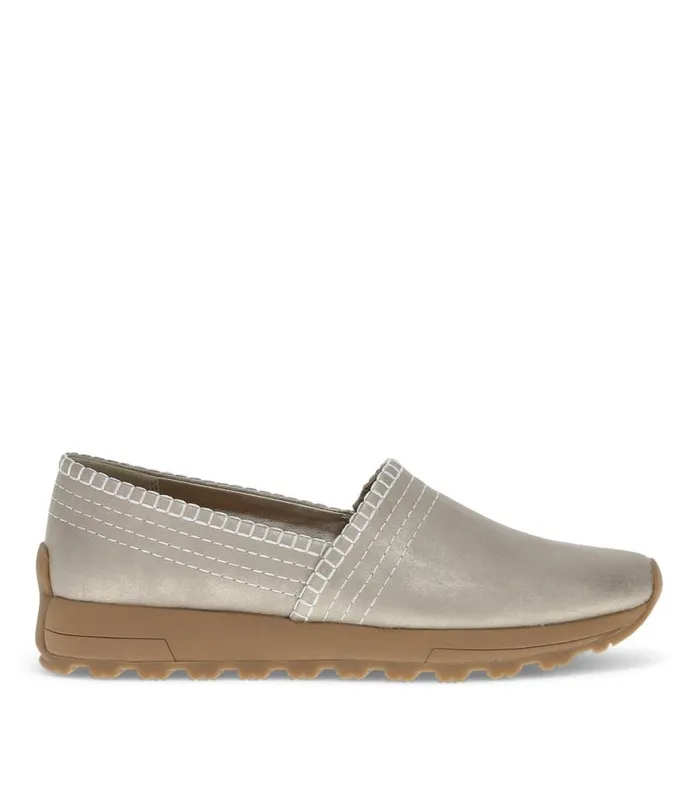 Women Baretraps Sneakers Gennie Slip On Champagne Women Baretraps Sneakers Gennie Slip On Champagne