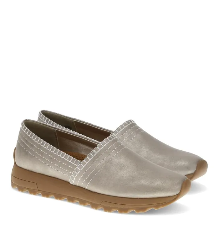 Women Baretraps Sneakers Gennie Slip On Champagne Women Baretraps Sneakers Gennie Slip On Champagne