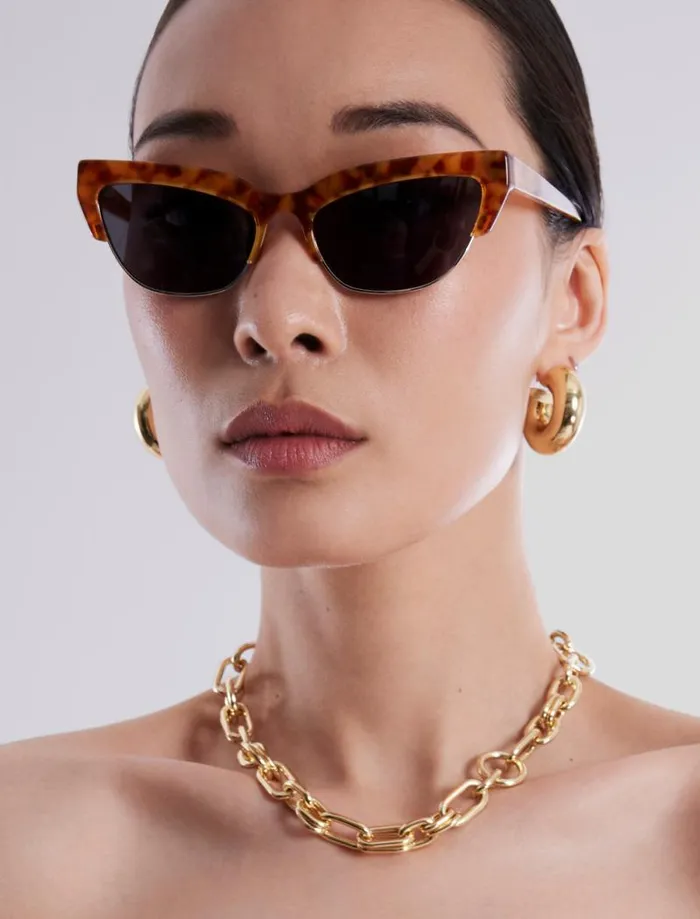 Women BCBG Sunglasses Retro Kitten Sunglasses Honey Demi Shiny Gold