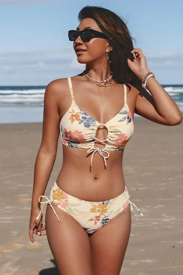 Women Bikini Sets Cupshe Floral Wilderness Keyhole Bralette And Side Shirred Hipster Bikini Set Multicolor Women Bikini Sets Cupshe Floral Wilderness Keyhole Bralette And Side Shirred Hipster Bikini Set Multicolor