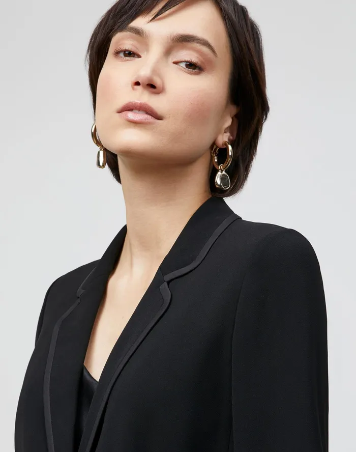Women Lafayette 148 New York Jackets and Blazers PlusSize Brighton Cardigan Jacket In Finesse Crepe Black