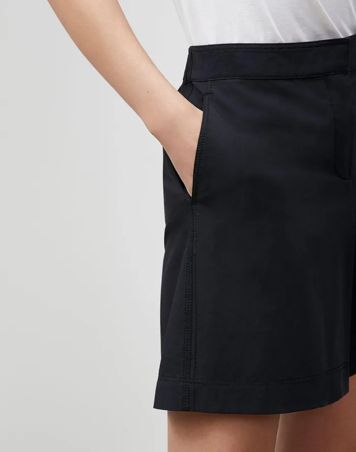 Women Lafayette 148 New York Pants and Shorts Fulton Short In Italian BiStretch Pima Cotton Black
