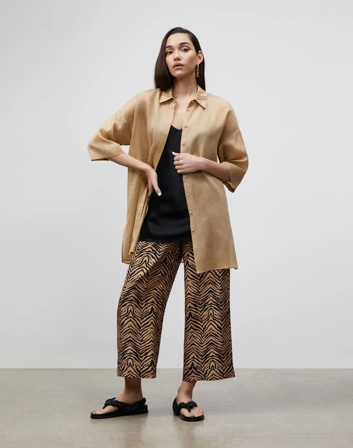 Women Lafayette 148 New York Pants and Shorts Riverside Cropped Pant In Mini Zevron Print Shantung Honeynut Multi