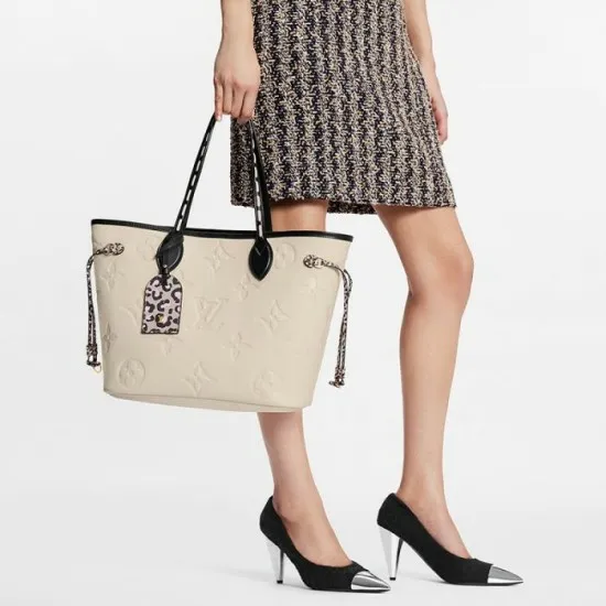Women Neverfull Bag Louis Vuitton Louis Vuitton Neverfull MM Black M45856 Cream M58525 8211 Louis Vuitton Handbag Store