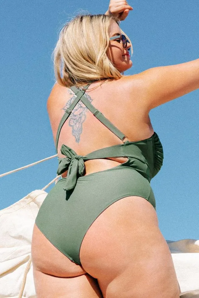 Women Plus Size and Curve Swimsuits Cupshe Kaylee Twist Crisscross Back Plus Size One Piece Swimsuit Green