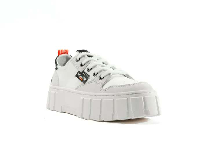 Women Sneakers PALLADIUM PALLATOWER LO Star White Women Sneakers PALLADIUM PALLATOWER LO Star White