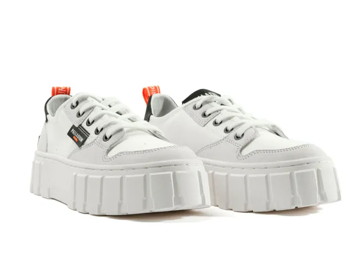 Women Sneakers PALLADIUM PALLATOWER LO Star White Women Sneakers PALLADIUM PALLATOWER LO Star White