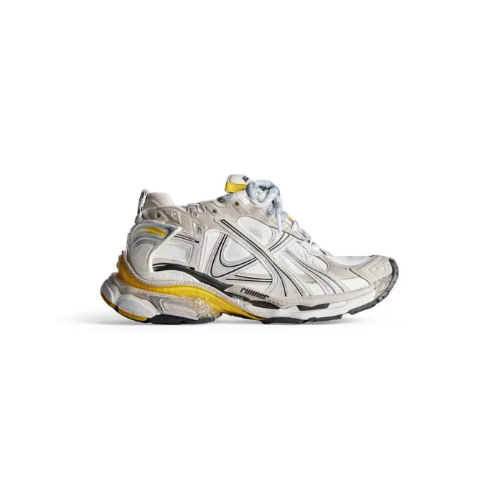 Women Trainers Balenciaga Runner Trainers In Grey
