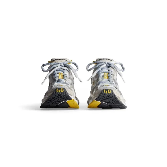 Women Trainers Balenciaga Runner Trainers In Grey